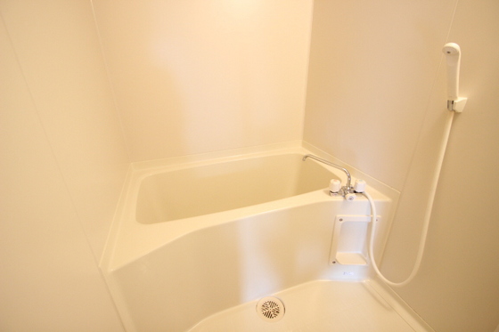 バス・シャワールーム　※別室の写真です