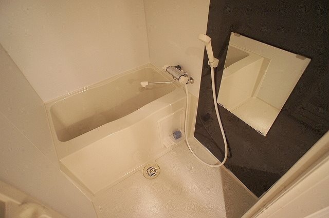 バス・シャワールーム　別号室イメージ