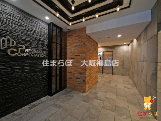 エントランス　共用部の印象も大切に