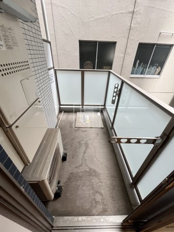 バルコニー　プレサンス北浜レガーロ　バルコニー