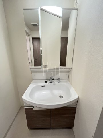 洗面設備　プレサンス北浜レガーロ　独立洗面化粧台