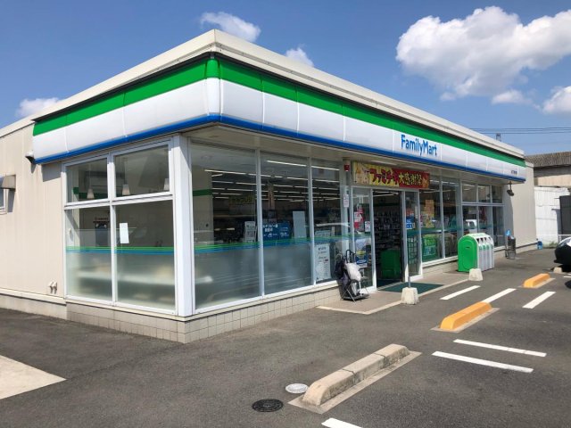 コンビニ　ファミリーマート　松江下東川津店（コンビニ）まで95m