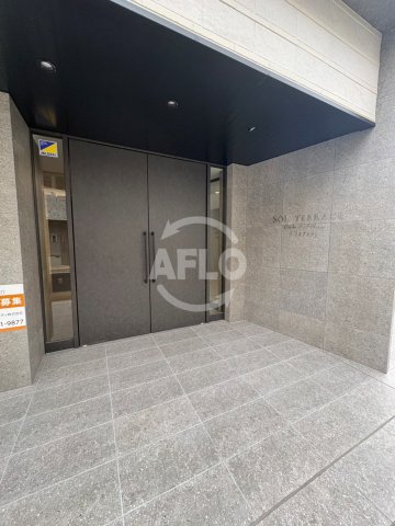 エントランス　ソルテラスOSAKA緑橋クレアスト　エントランス