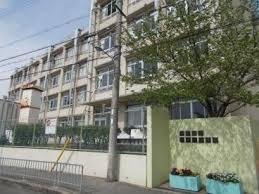 中学校　第十七中学校（中学校）まで911m