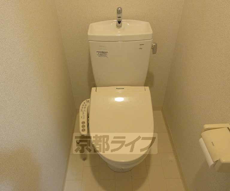 トイレ　清潔感のあるトイレです