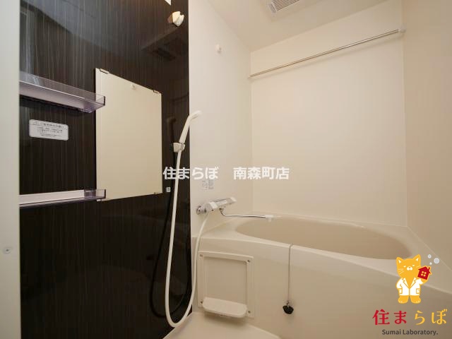 バス・シャワールーム　「見た目じゃなく、心に“しっくりくる”を大切に。」