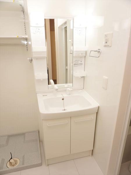 洗面設備　洗面所