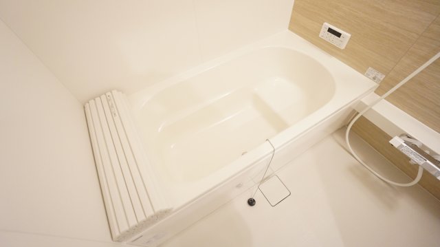 バス・シャワールーム　別部屋参考写真