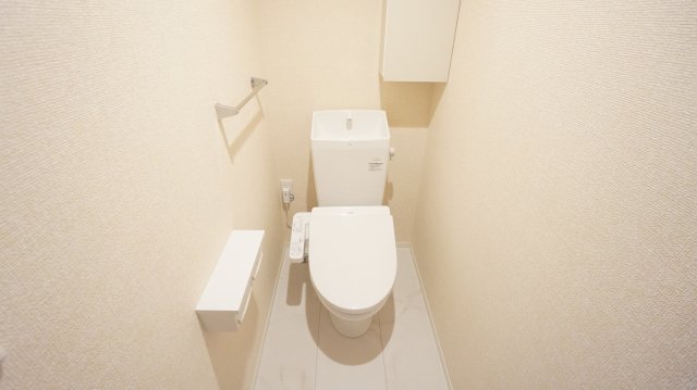 トイレ　別部屋参考写真