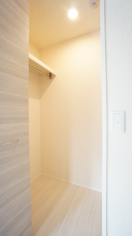 収納　別部屋参考写真