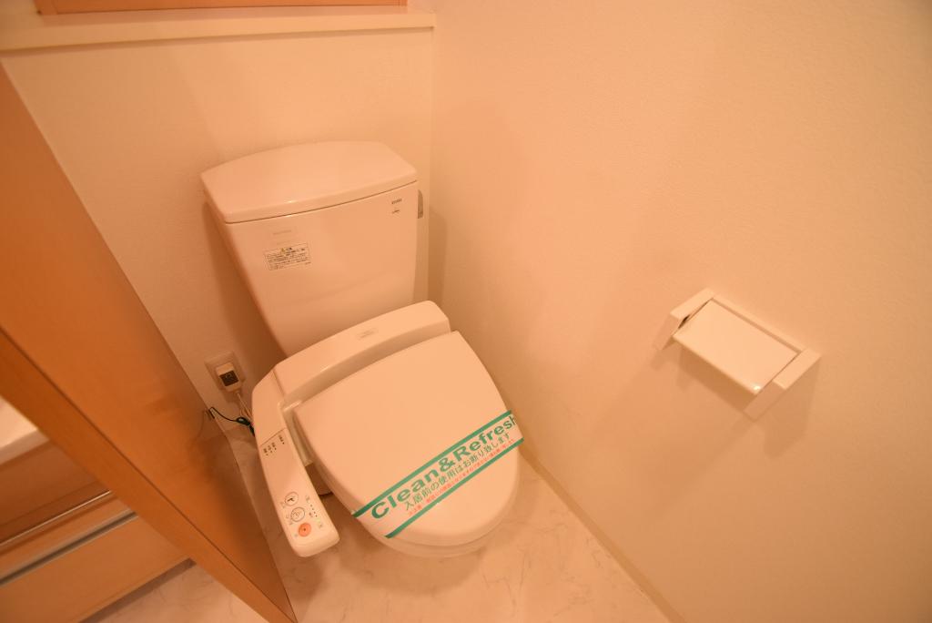 トイレ　シャワー付トイレ