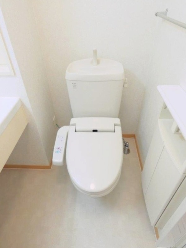 トイレ　図面と現状に相違がある場合には現状を優先