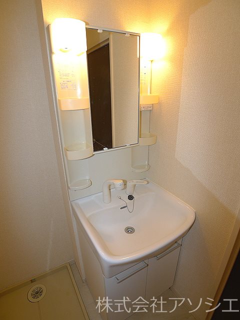 洗面設備　シャンプードレッサー