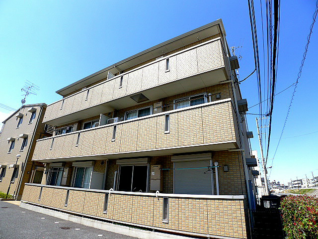 建物外観　アンクレージュのお問合せは、アソシエ住まいの窓口へ。