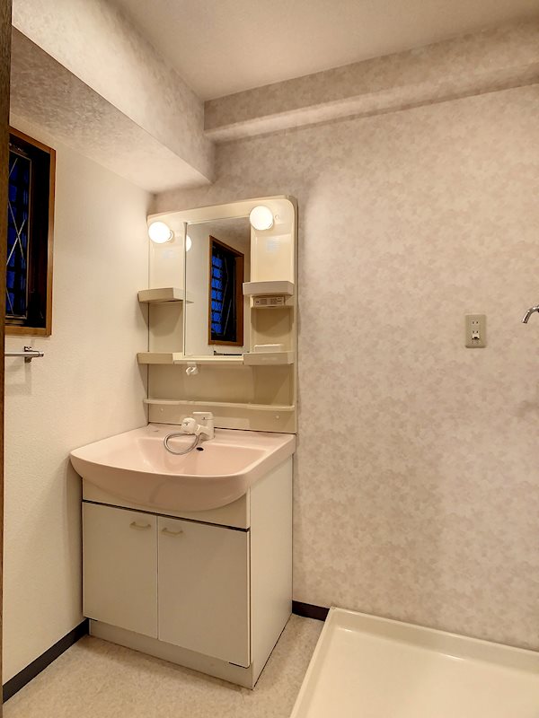 洗面設備　他部屋参照