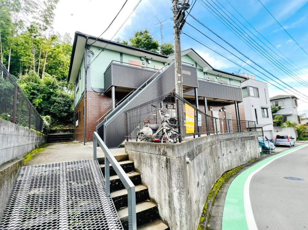 エントランス　庭