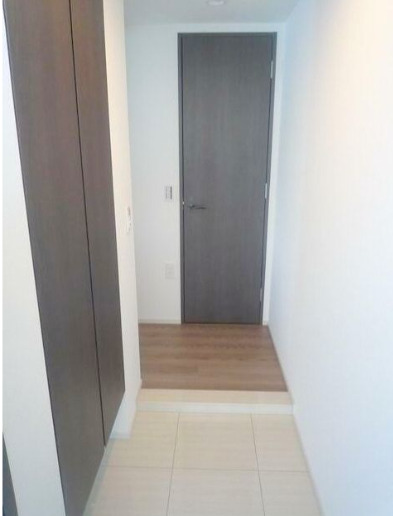 玄関　別部屋参考写真です。