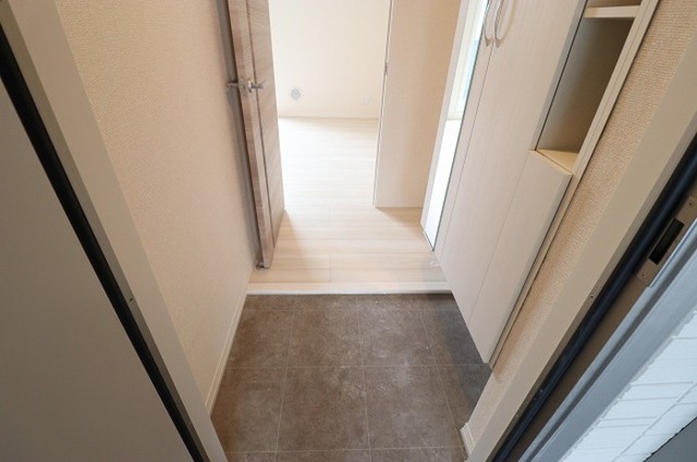 玄関　玄関　シューズボックス（トールタイプ）あり