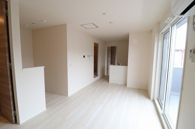 居室・リビング　リビングルーム　１２．９帖