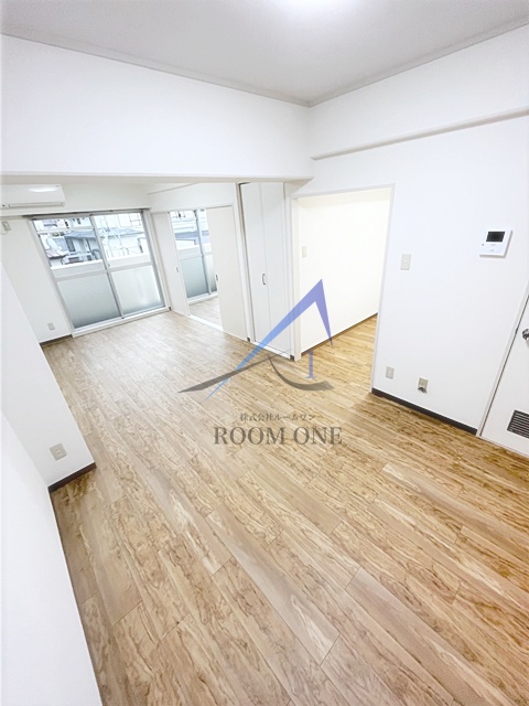 居室・リビング　洋室のお部屋です。