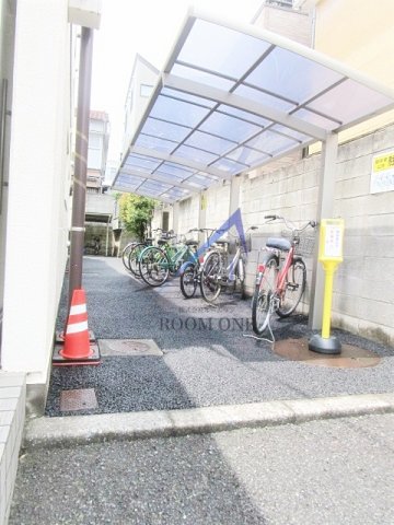 その他共有部分　駐輪スペースです。