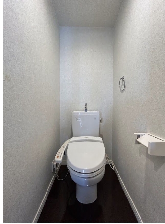 トイレ　清潔感のあるトイレです。