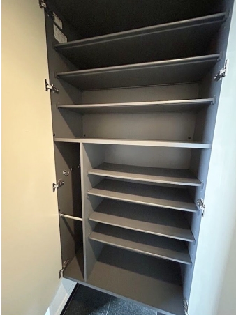 玄関　下駄箱もしっかりついてます！