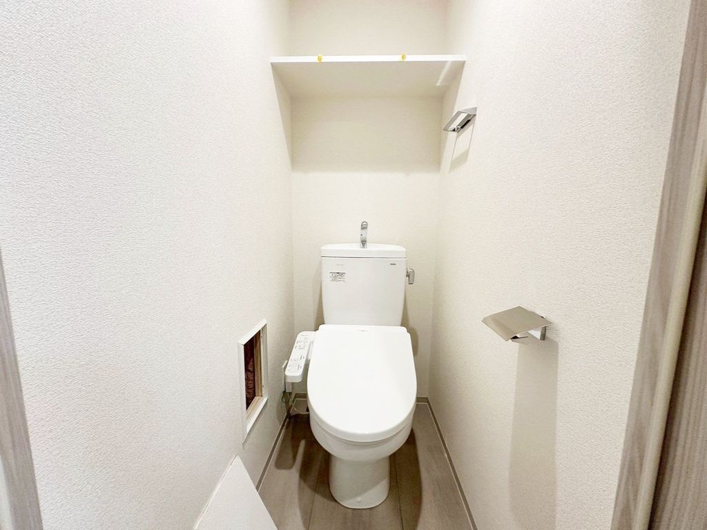 トイレ　トイレ