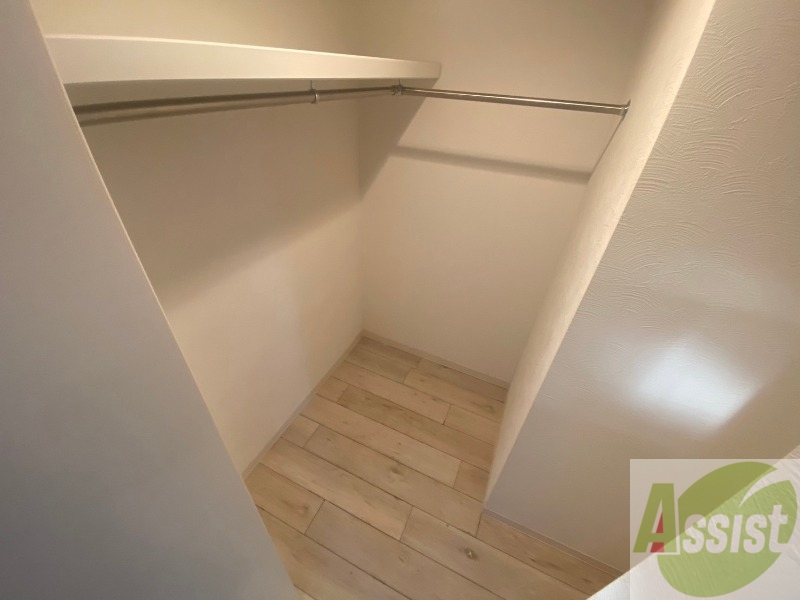 収納　寝室には収納があります。すっきり片づけましょう！