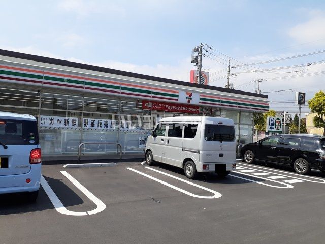 コンビニ　セブンイレブン福山西新涯町店（コンビニ）まで529m