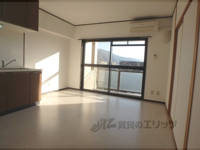 居室・リビング　洋室