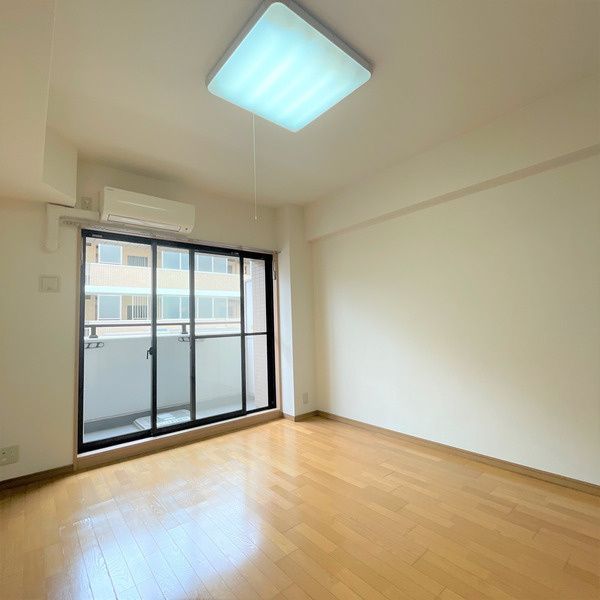 居室・リビング　☆広々とした居室☆