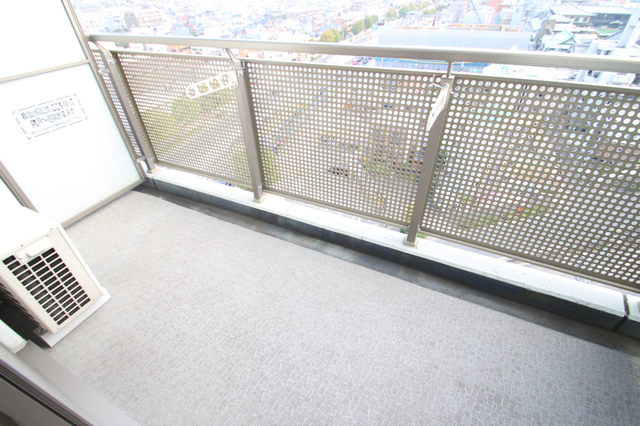 バルコニー　※別室の参考写真です。