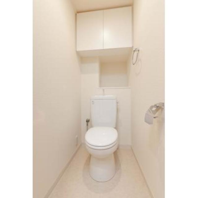 トイレ　※写真は同タイプ住戸です。