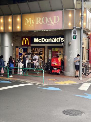 飲食店　マクドナルド西荻窪店（飲食店）まで414m