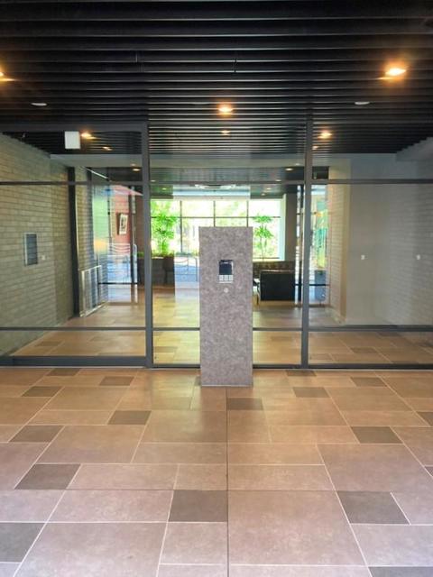 エントランス　建物の内部です