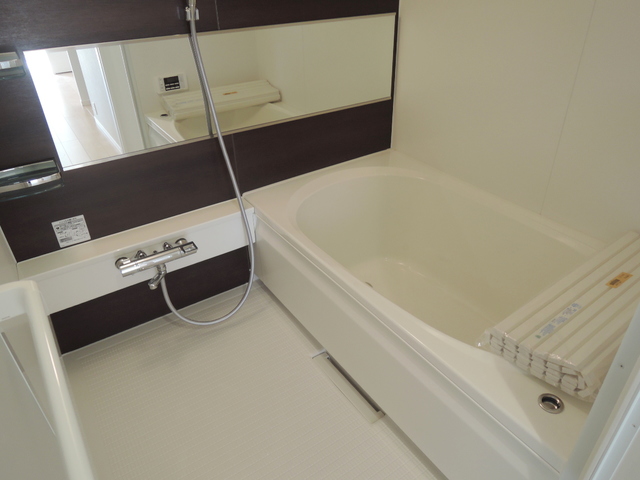 バス・シャワールーム　★※別号室の写真です　追炊機能　浴室乾燥機付きのバスルーム★