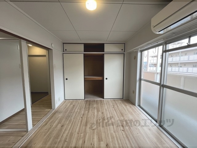 居室・リビング　洋室