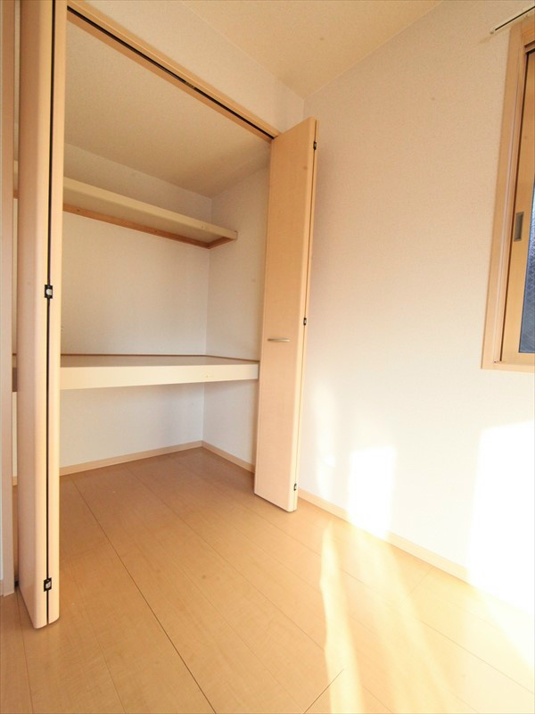 収納　クローゼット