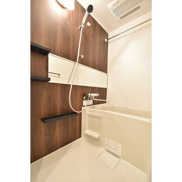 バス・シャワールーム　バス