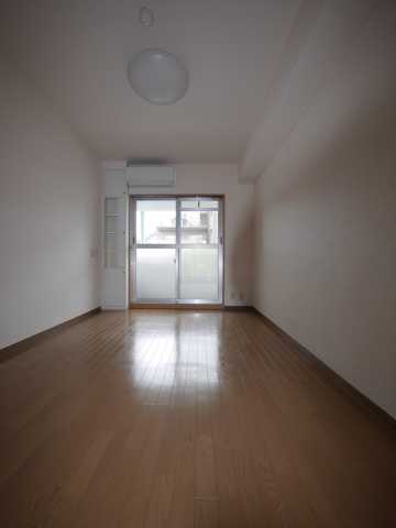 居室・リビング　コンフォリア早稲田DEUX