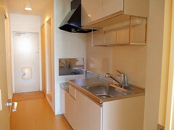 キッチン　まな板スペースもしっかりのキッチン