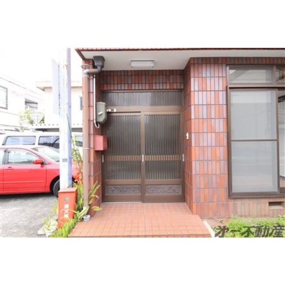 エントランス　玄関外