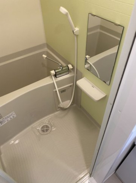 バス・シャワールーム　バスルーム