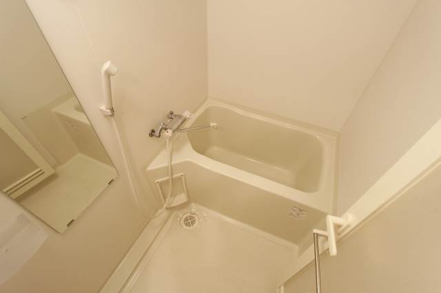 バス・シャワールーム　４０４号室の写真です