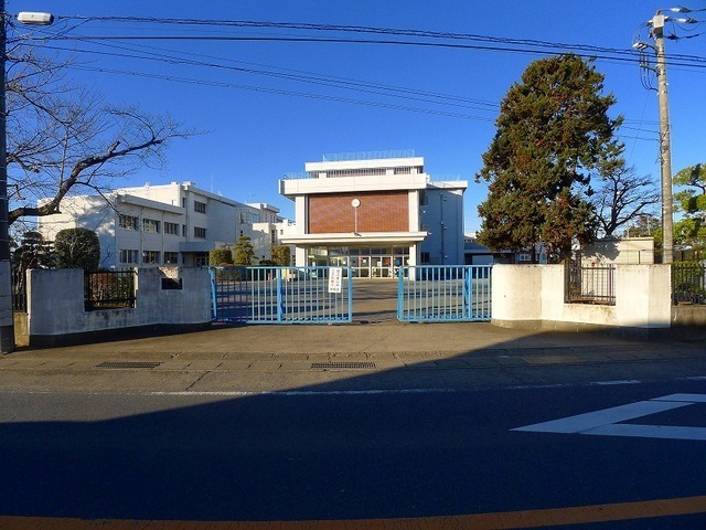 小学校　千代田町立西小学校（小学校）まで500m