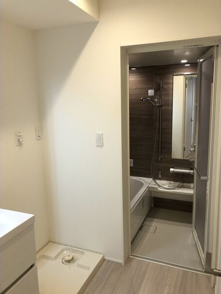 バス・シャワールーム　追炊き付きバスルームでゆったり♪