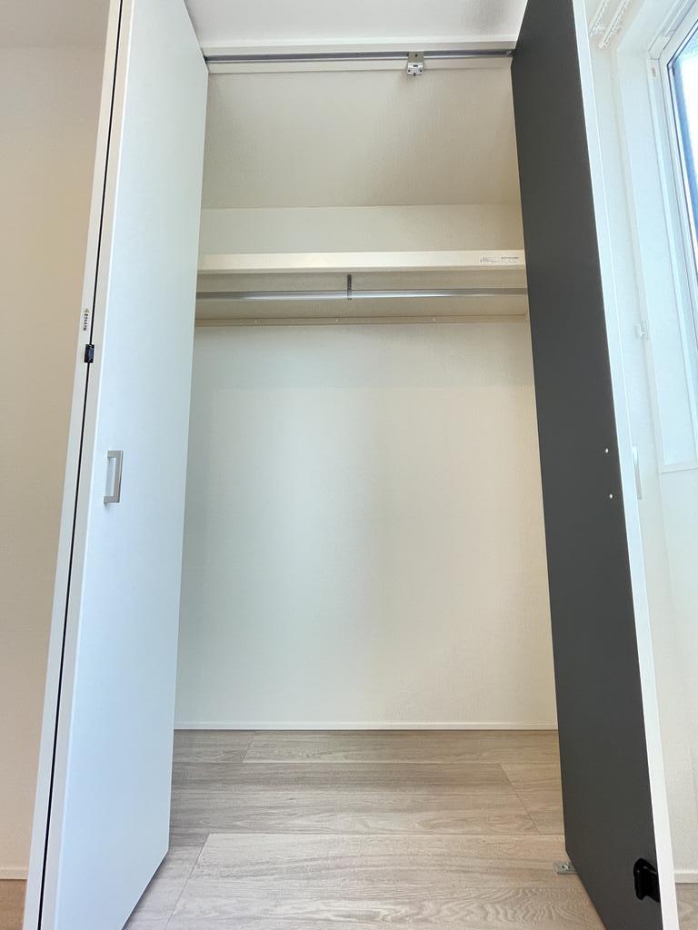 収納　洋服も安心クローゼット収納