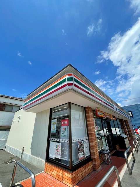 コンビニ　セブンイレブン百舌鳥梅町1丁（コンビニ）まで130m