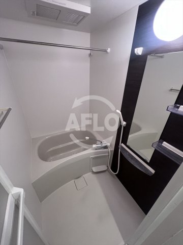 バス・シャワールーム　ノーブル阿倍野　浴室